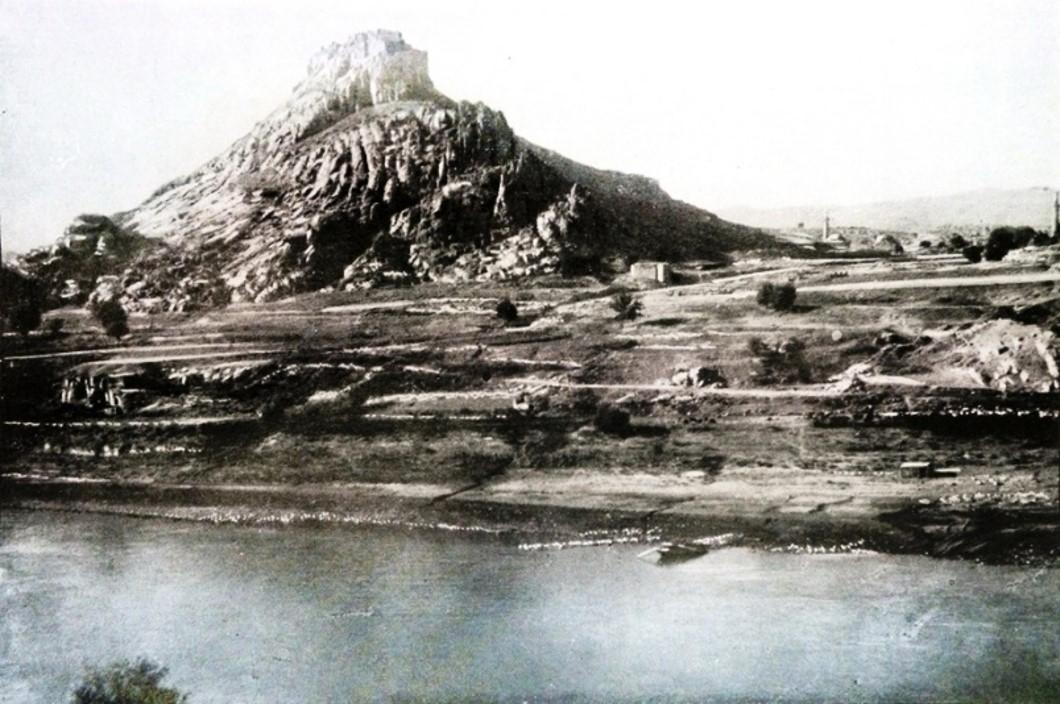 Keban Barajından Önce Pertek Kalesi